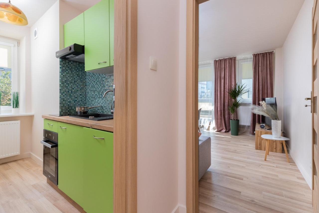 Mokotow Apartments Reytan By Noclegi Renters Варшава Екстериор снимка
